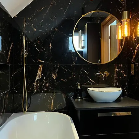 Rainbow Apartament Wiatrakowa 빌라 Tupadła